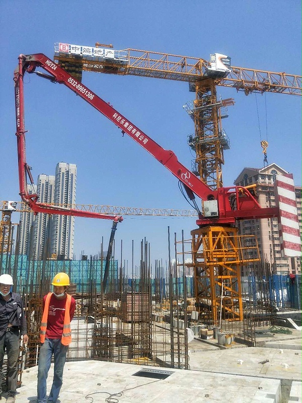 科尼乐重工电梯井内爬式液压布料机