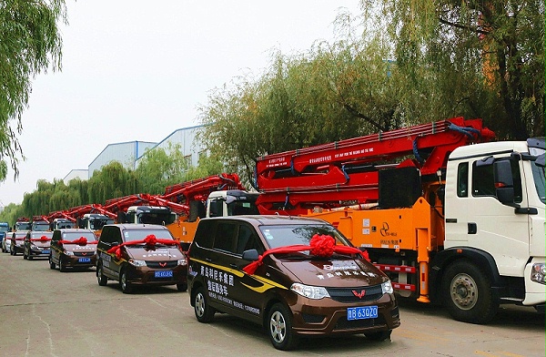 科尼乐重工售后服务车