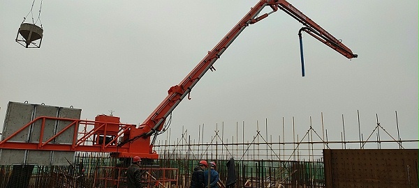 科尼乐重工混凝土布料机