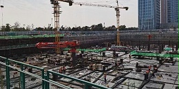 科尼乐重工液压布料机：专注混凝土浇筑，只为高效可靠。