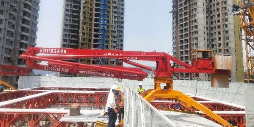 为什么传统布料机正在慢慢被液压布料机取代