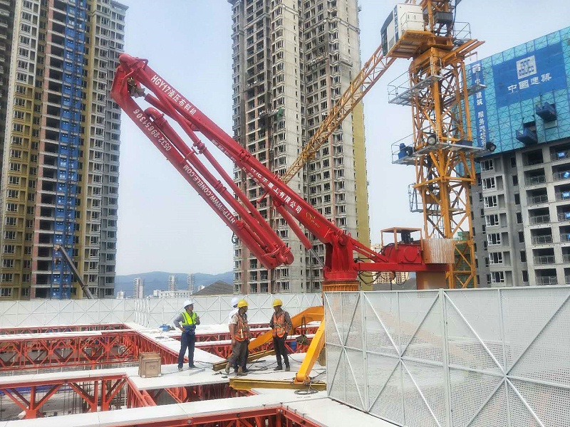 科尼乐重工移动式液压布料机