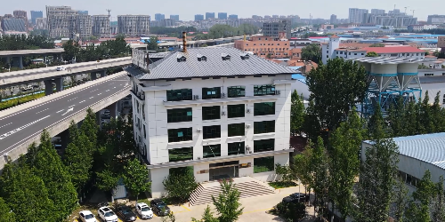 水上工程用什么布料设备？科尼乐重工船载式液压布料机全场景解决方案