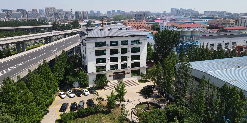 科尼乐重工：以客户需求为导向，优化液压布料机使用体验