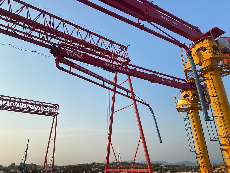 科尼乐重工液压布料机