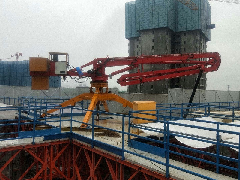 科尼乐重工液压布料机