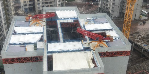 凝土浇筑设备故障耽误工期？科尼乐重工液压布料机全程服役